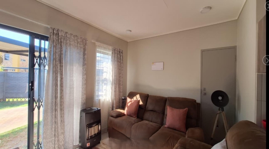 3 Bedroom Property for Sale in Albertsdal Gauteng
