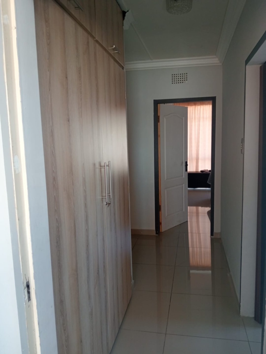 To Let 2 Bedroom Property for Rent in Casseldale Gauteng