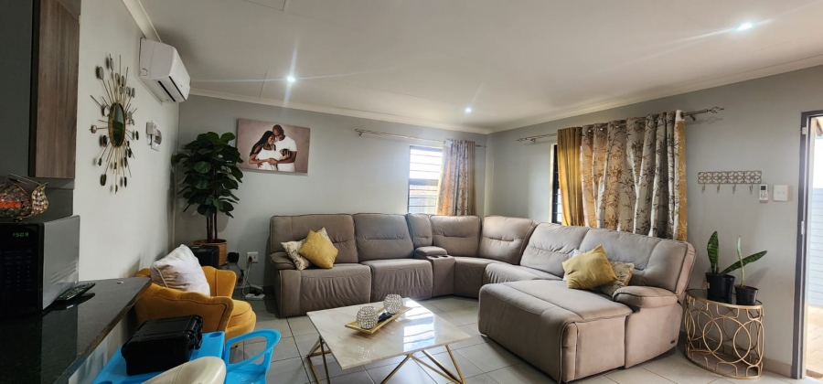 4 Bedroom Property for Sale in Albertsdal Gauteng