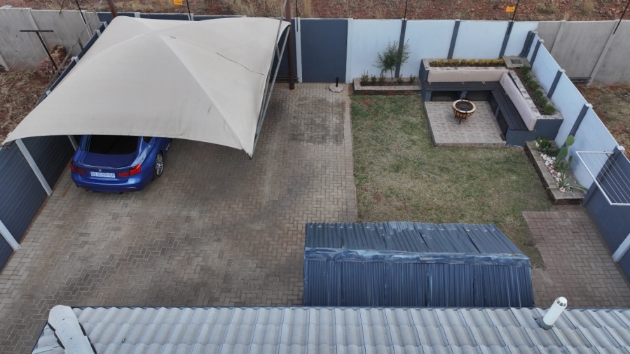 4 Bedroom Property for Sale in Albertsdal Gauteng