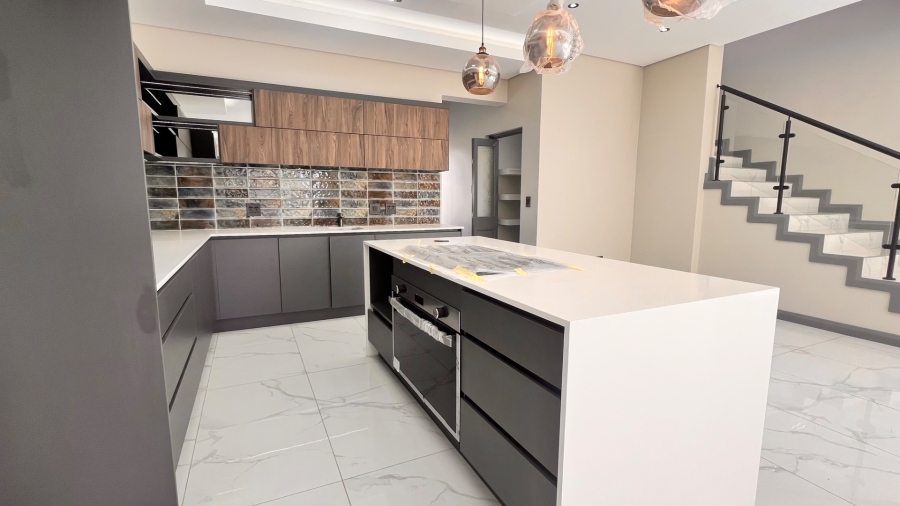 4 Bedroom Property for Sale in Fountainbrook Estate Gauteng