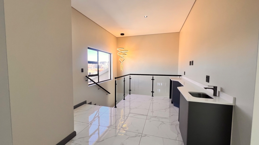 4 Bedroom Property for Sale in Fountainbrook Estate Gauteng