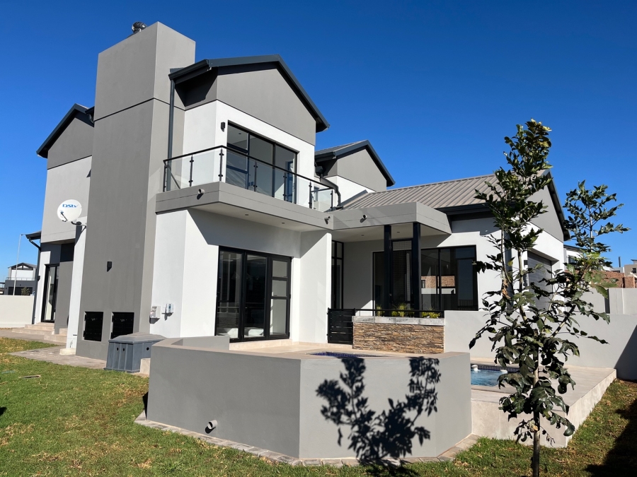4 Bedroom Property for Sale in Fountainbrook Estate Gauteng