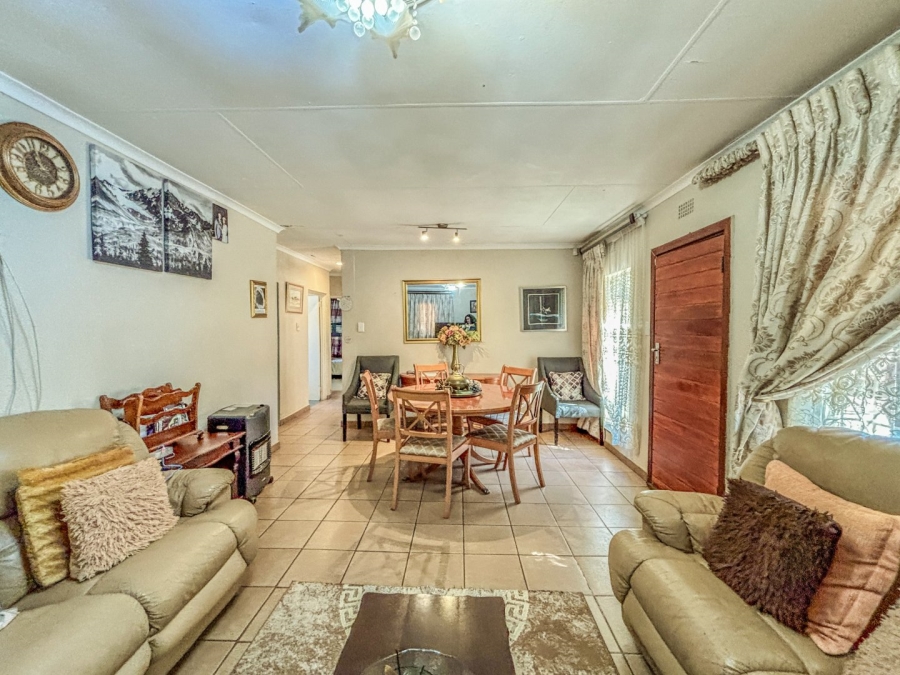 3 Bedroom Property for Sale in Birch Acres Gauteng