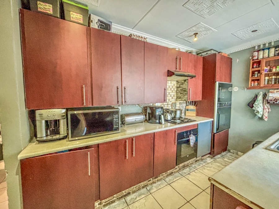 3 Bedroom Property for Sale in Birch Acres Gauteng