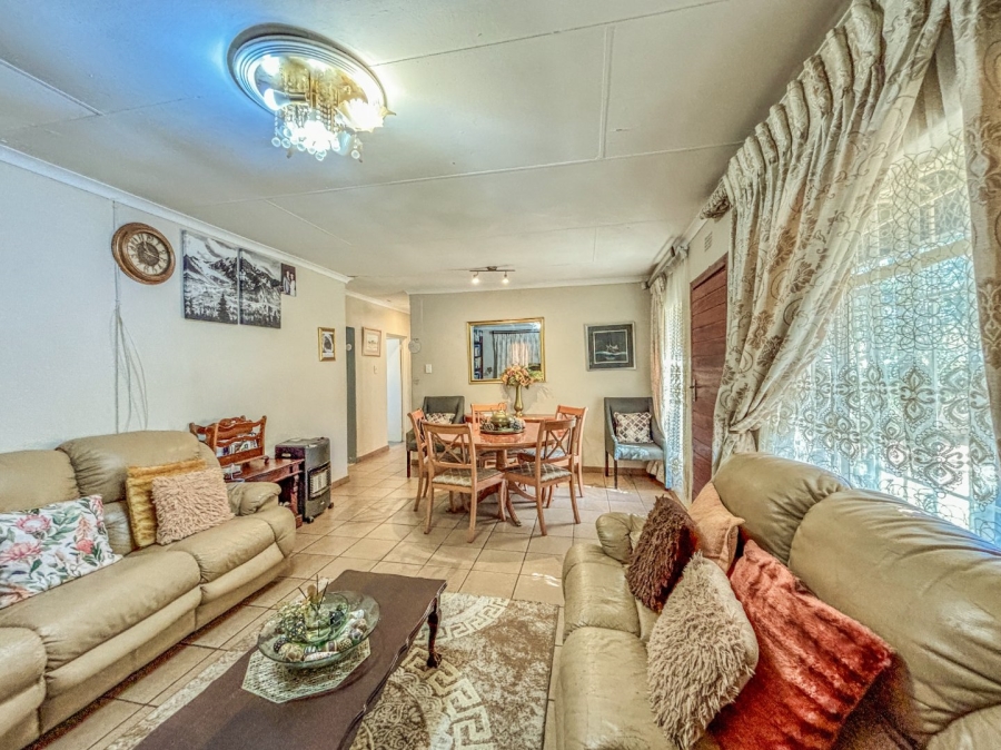 3 Bedroom Property for Sale in Birch Acres Gauteng