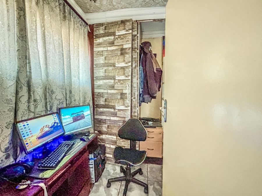 3 Bedroom Property for Sale in Birch Acres Gauteng