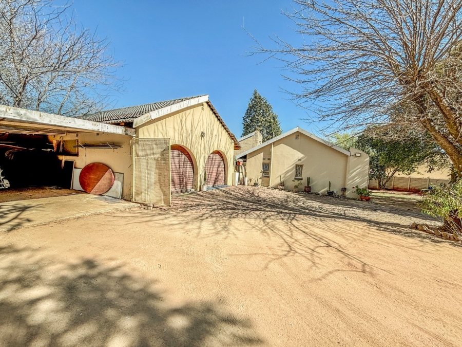 3 Bedroom Property for Sale in Birch Acres Gauteng
