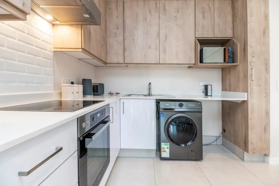 To Let 2 Bedroom Property for Rent in Sandton Central Gauteng