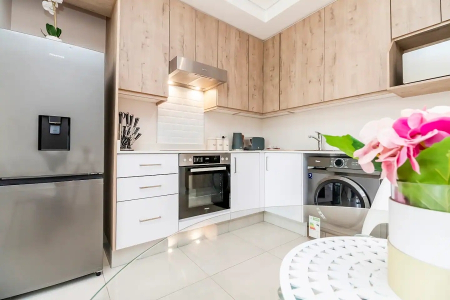 To Let 2 Bedroom Property for Rent in Sandton Central Gauteng