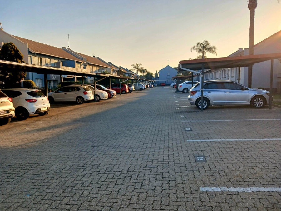 2 Bedroom Property for Sale in Bartlett Gauteng