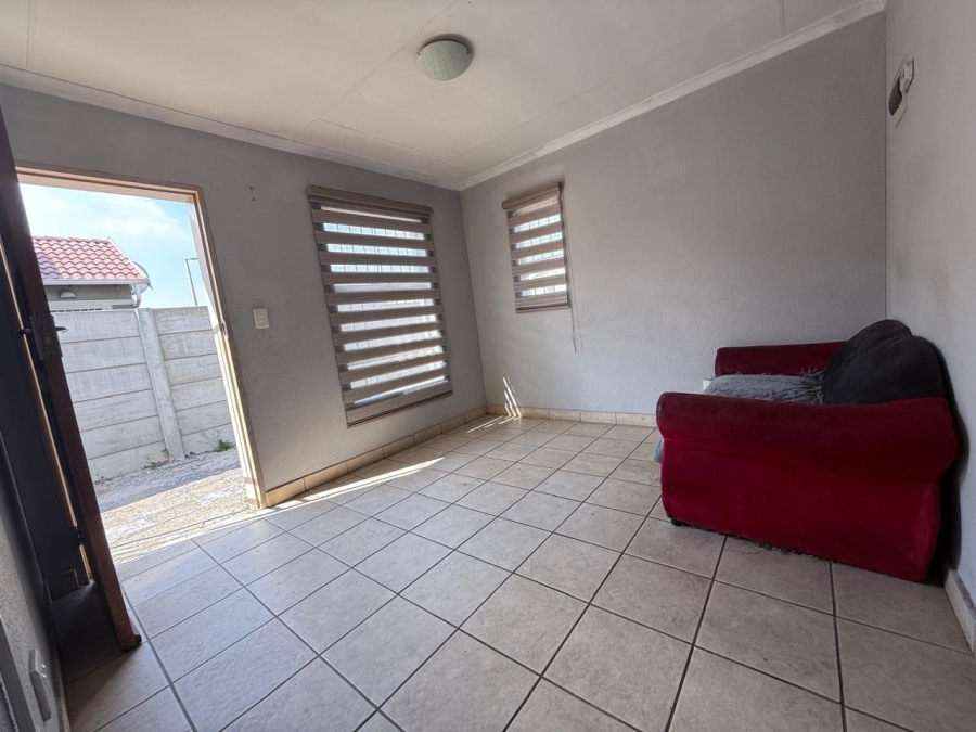 3 Bedroom Property for Sale in Albertsdal Gauteng