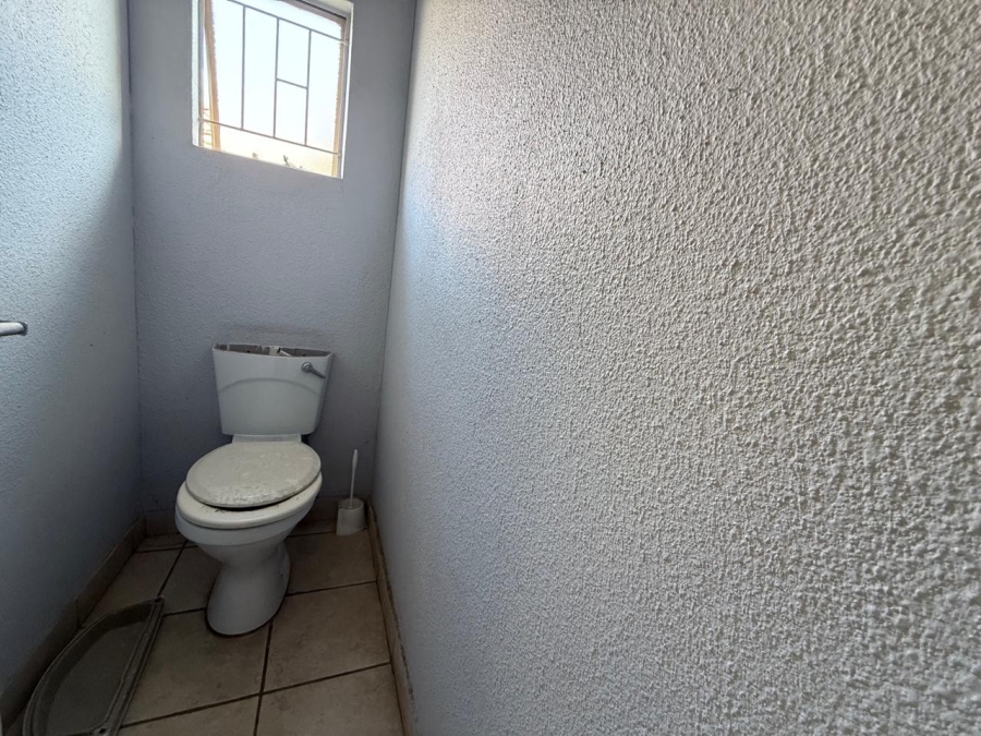 3 Bedroom Property for Sale in Albertsdal Gauteng