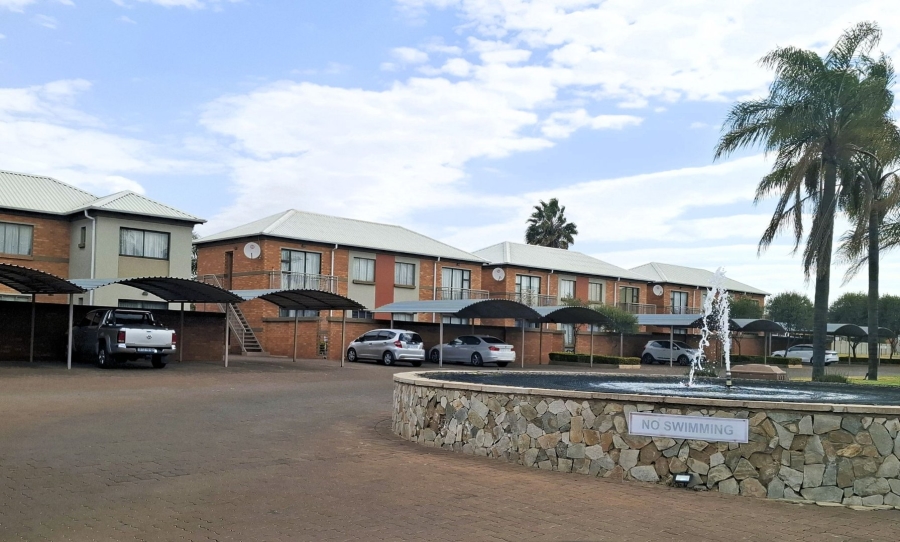 2 Bedroom Property for Sale in Andeon Gauteng