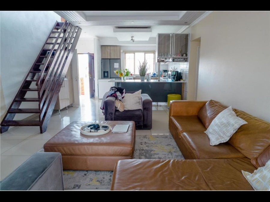 4 Bedroom Property for Sale in Carlswald Gauteng