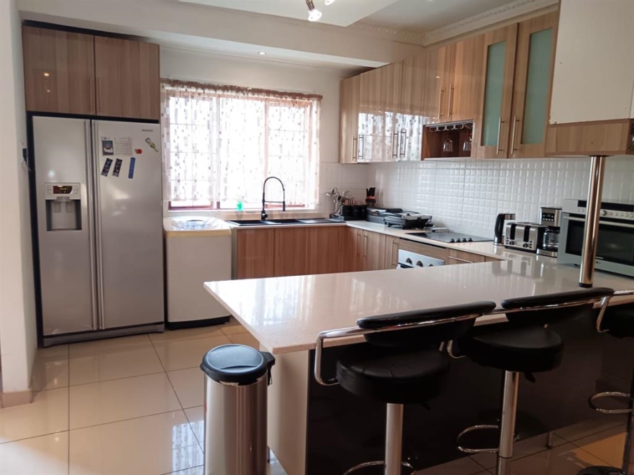 4 Bedroom Property for Sale in Carlswald Gauteng