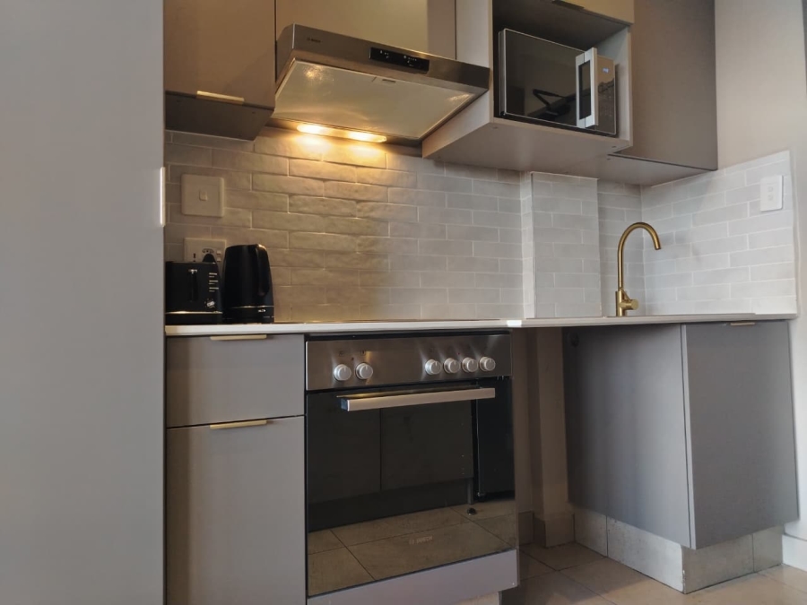 1 Bedroom Property for Sale in Sandton Central Gauteng