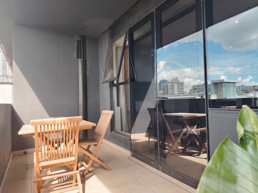 1 Bedroom Property for Sale in Sandton Central Gauteng