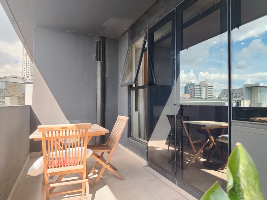1 Bedroom Property for Sale in Sandton Central Gauteng