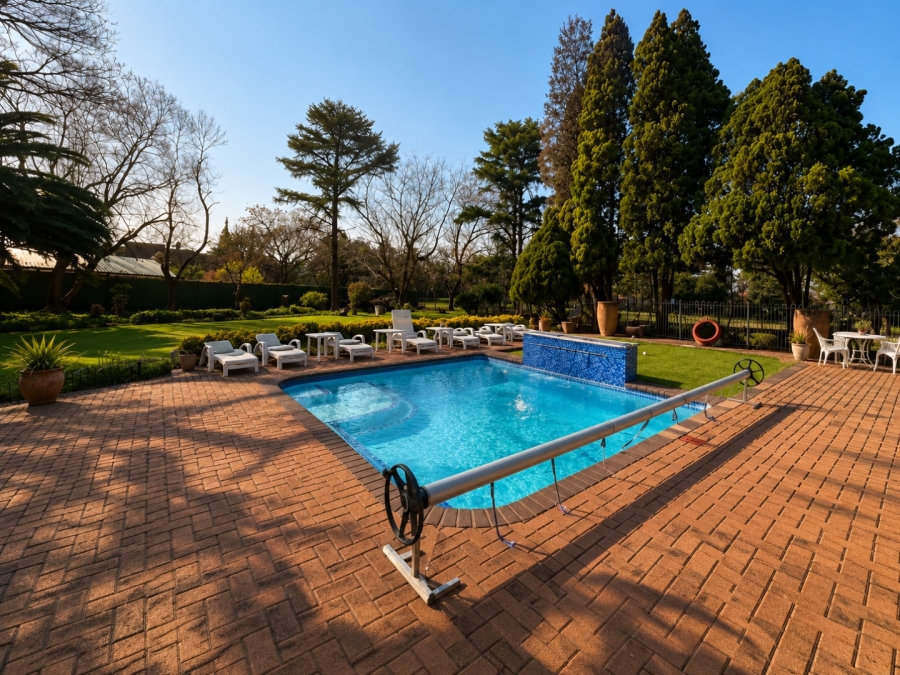 4 Bedroom Property for Sale in Vanderbijlpark SW 5 Gauteng
