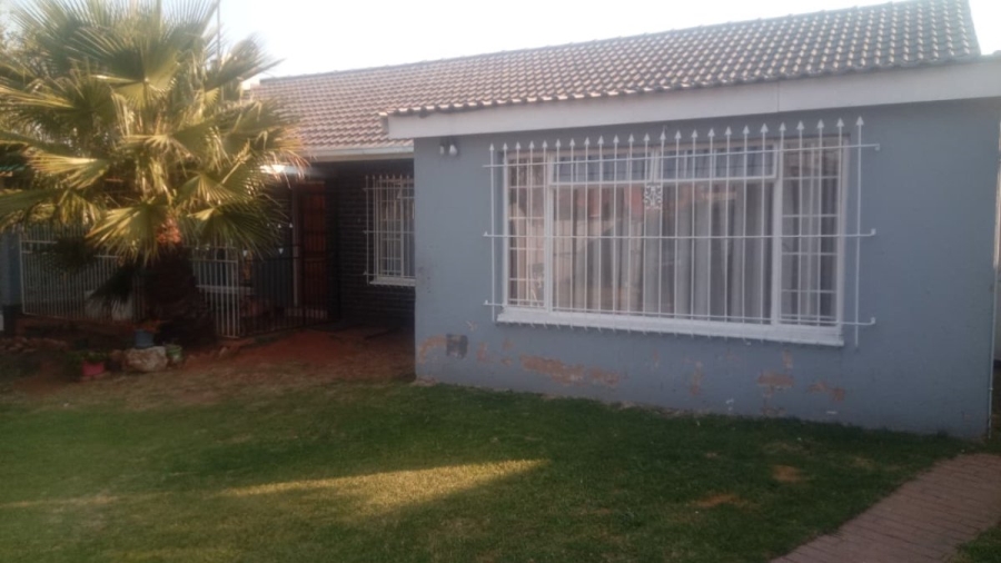 3 Bedroom Property for Sale in Woodmere Gauteng