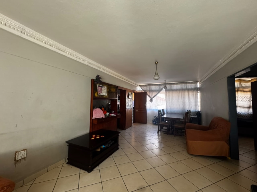 2 Bedroom Property for Sale in Muckleneuk Gauteng
