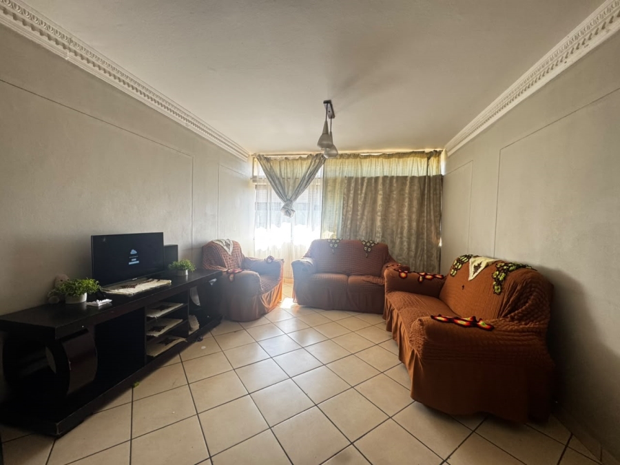 2 Bedroom Property for Sale in Muckleneuk Gauteng
