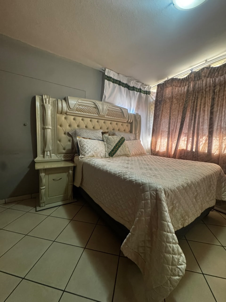 2 Bedroom Property for Sale in Muckleneuk Gauteng