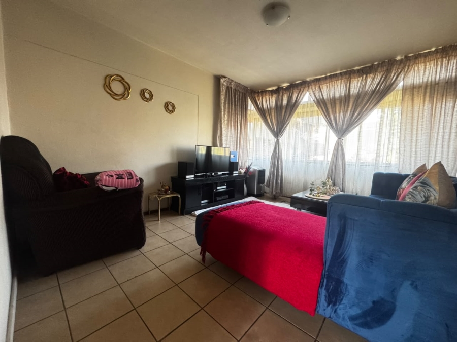 2 Bedroom Property for Sale in Muckleneuk Gauteng