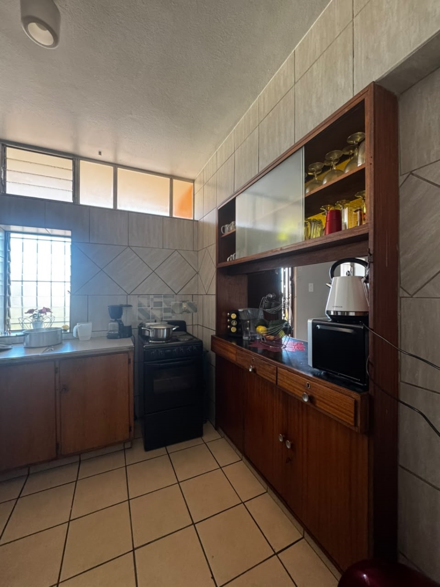 2 Bedroom Property for Sale in Muckleneuk Gauteng