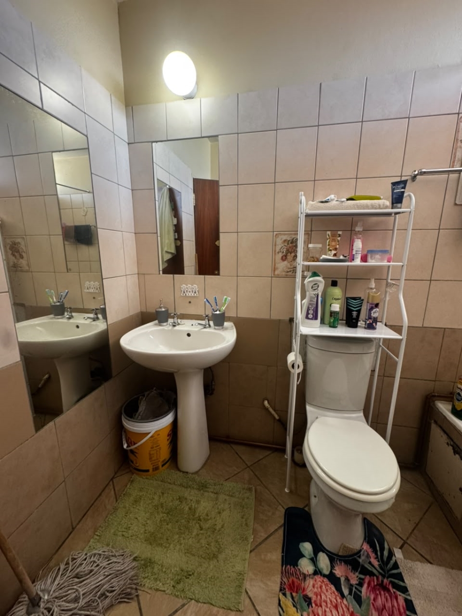 2 Bedroom Property for Sale in Muckleneuk Gauteng