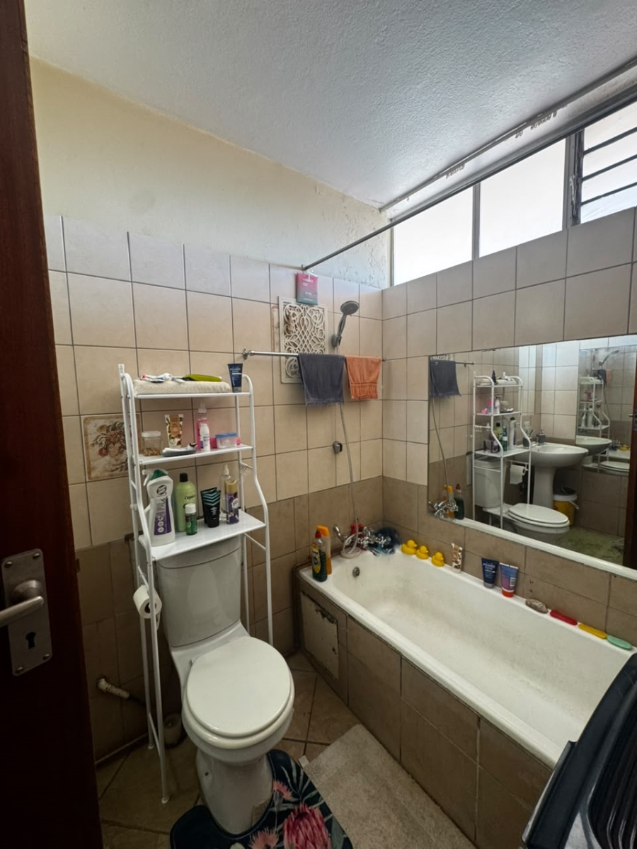 2 Bedroom Property for Sale in Muckleneuk Gauteng