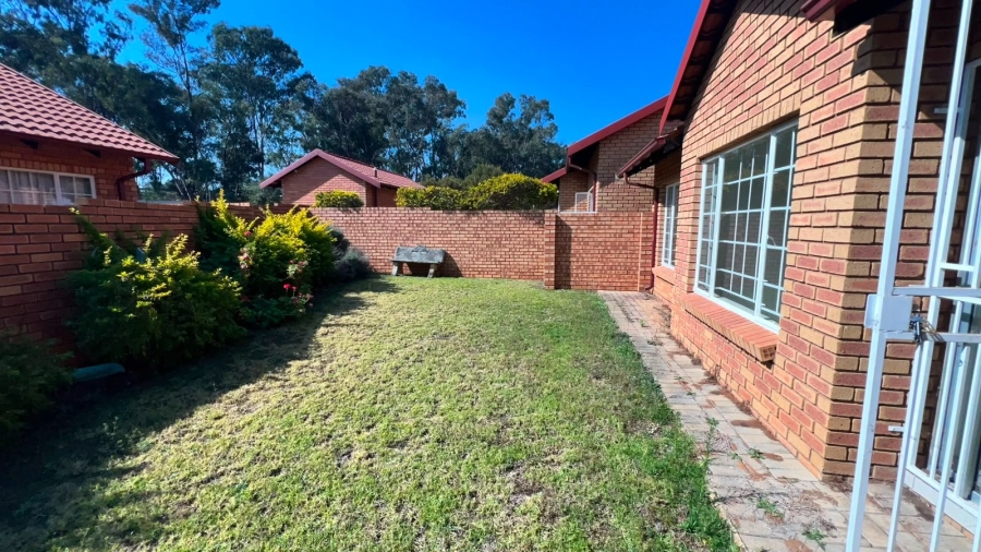 2 Bedroom Property for Sale in Equestria Gauteng