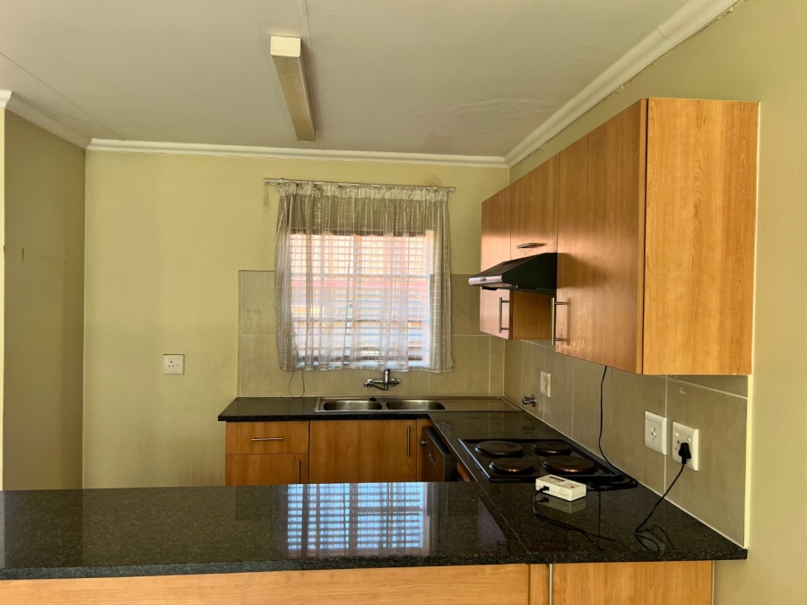 2 Bedroom Property for Sale in Equestria Gauteng