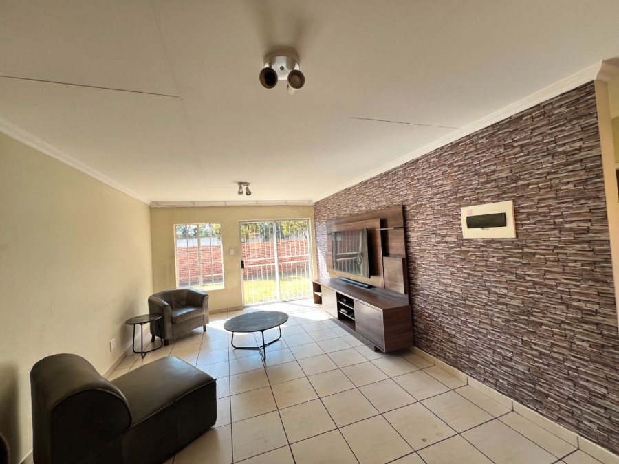 2 Bedroom Property for Sale in Equestria Gauteng