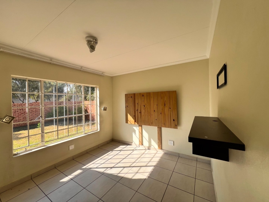 2 Bedroom Property for Sale in Equestria Gauteng