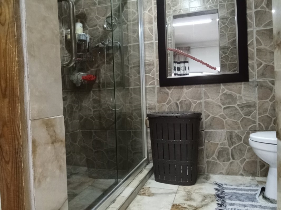 5 Bedroom Property for Sale in Kensington Gauteng