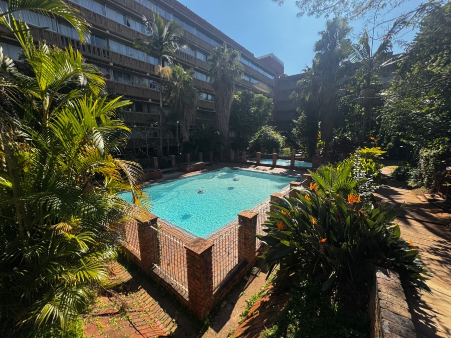 2 Bedroom Property for Sale in Muckleneuk Gauteng
