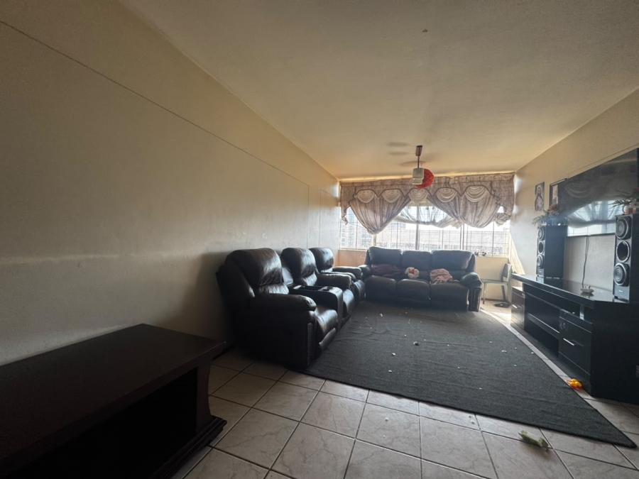 2 Bedroom Property for Sale in Muckleneuk Gauteng