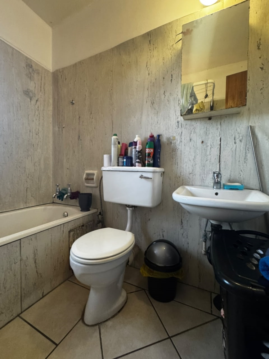 2 Bedroom Property for Sale in Muckleneuk Gauteng