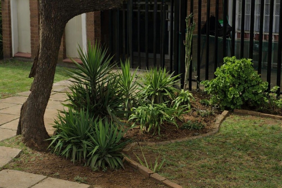 2 Bedroom Property for Sale in Brakpan Central Gauteng
