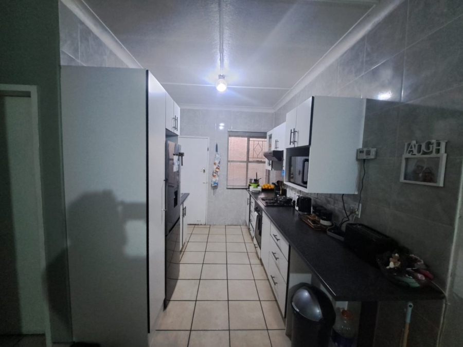 2 Bedroom Property for Sale in Brakpan Central Gauteng
