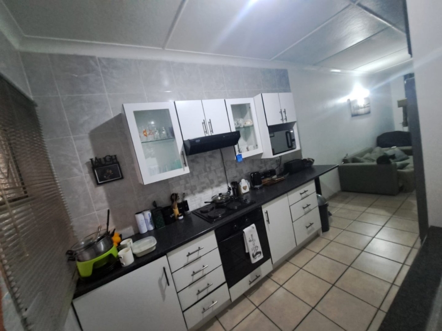 2 Bedroom Property for Sale in Brakpan Central Gauteng