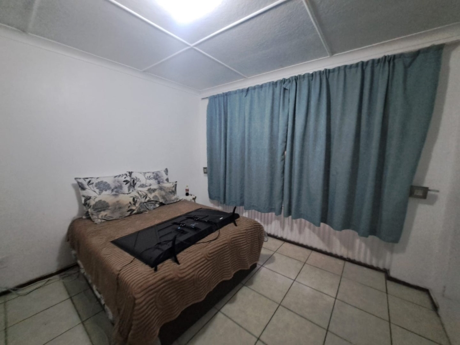 2 Bedroom Property for Sale in Brakpan Central Gauteng
