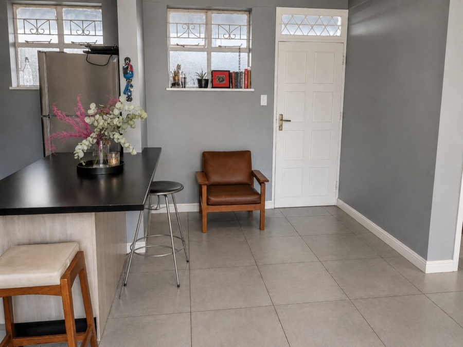 2 Bedroom Property for Sale in Linden Gauteng