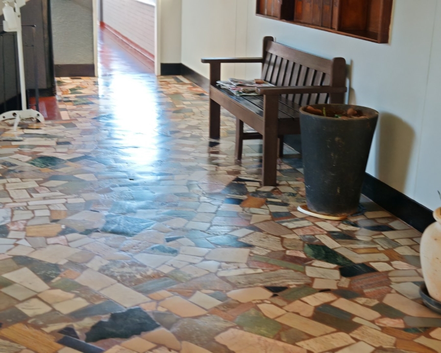2 Bedroom Property for Sale in Linden Gauteng