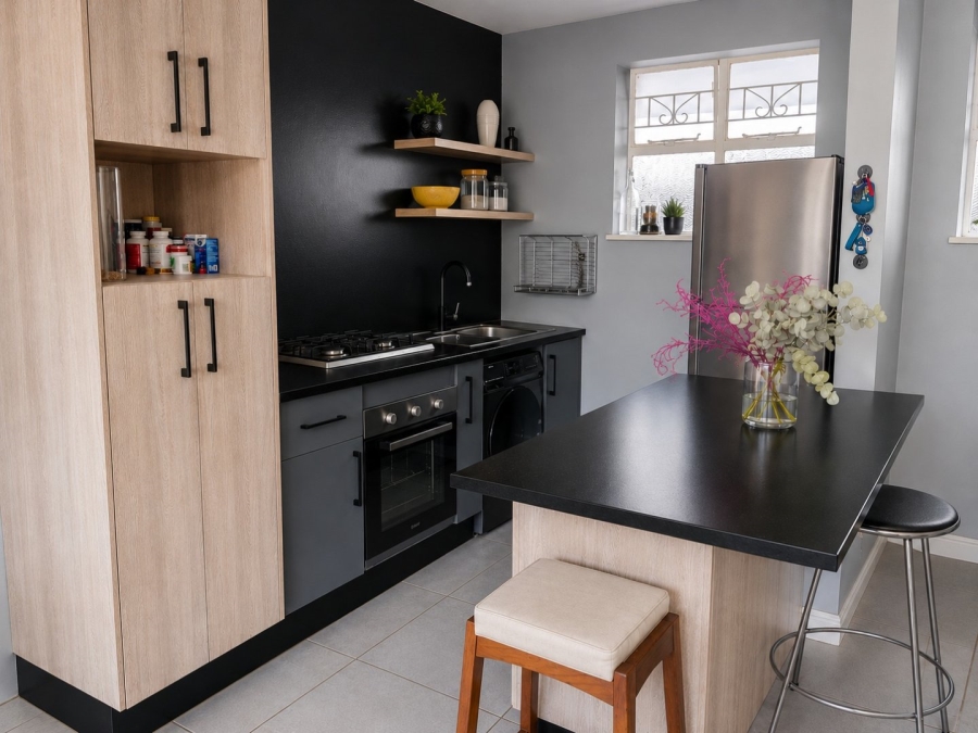 2 Bedroom Property for Sale in Linden Gauteng