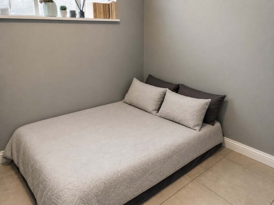 2 Bedroom Property for Sale in Linden Gauteng