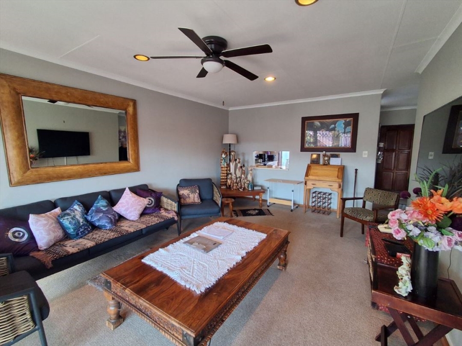1 Bedroom Property for Sale in Terenure Gauteng