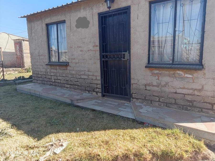 2 Bedroom Property for Sale in Daveyton Gauteng